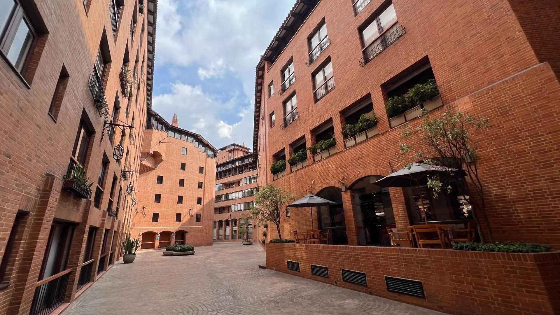 5 Star Apartment Bogota Colombia